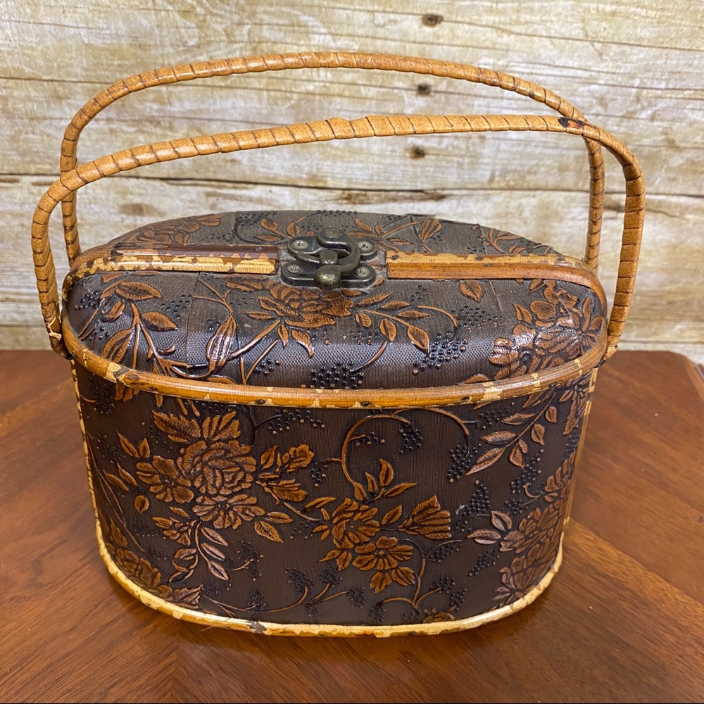 Wood purse box bag tooled floral Asian inspired small - Picture 2 of 16